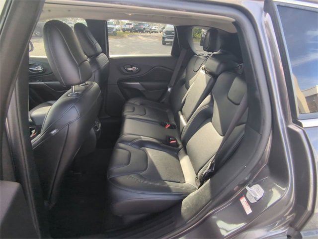 Used 2020 Jeep Cherokee Limited image 15