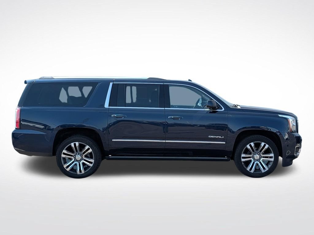 Used 2020 GMC Yukon XL Denali w/ Denali Ultimate Package AWD/4WD video 2