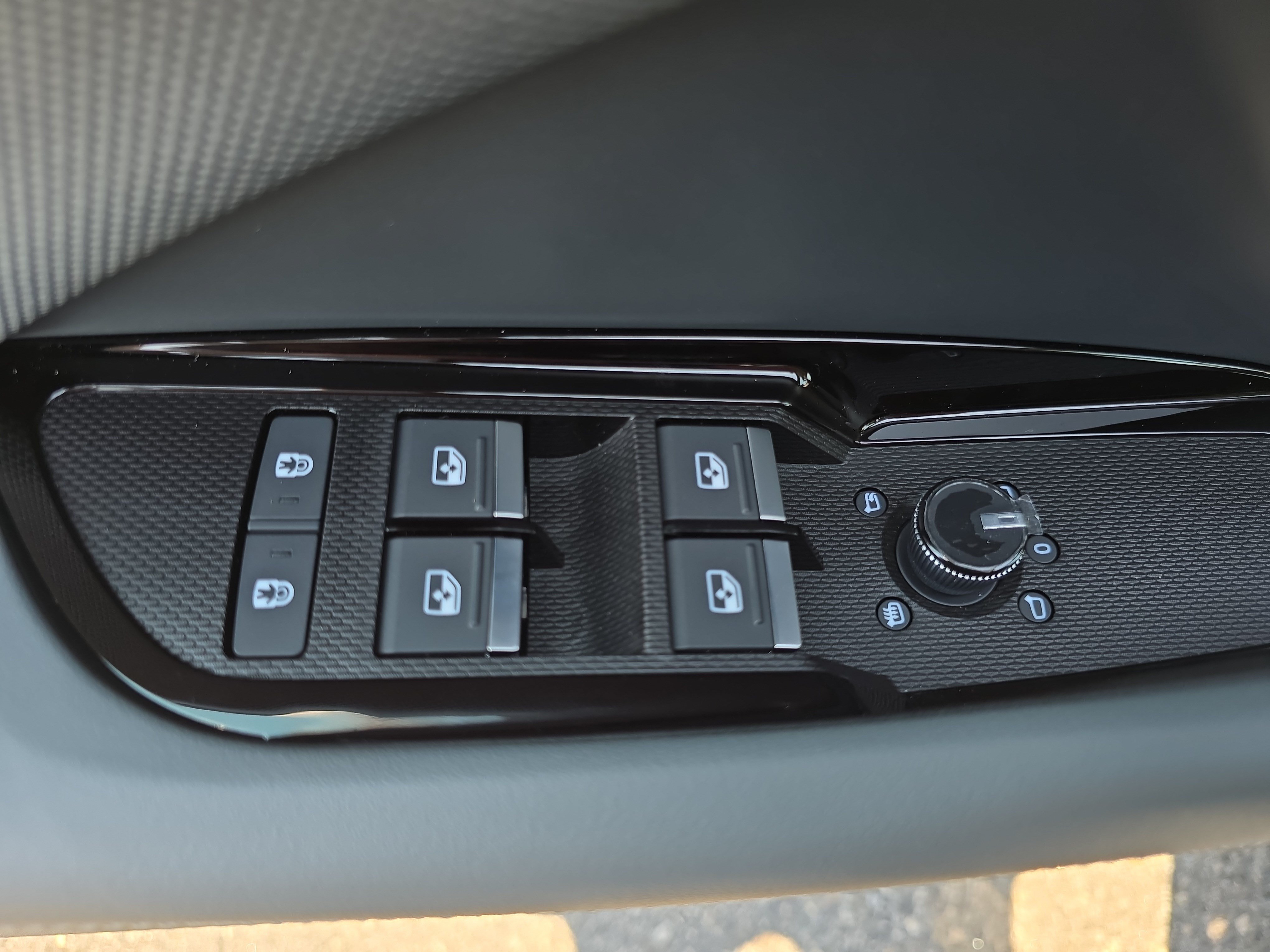 New 2026 Audi Q3 quattro 2.0T AWD/4WD image 28