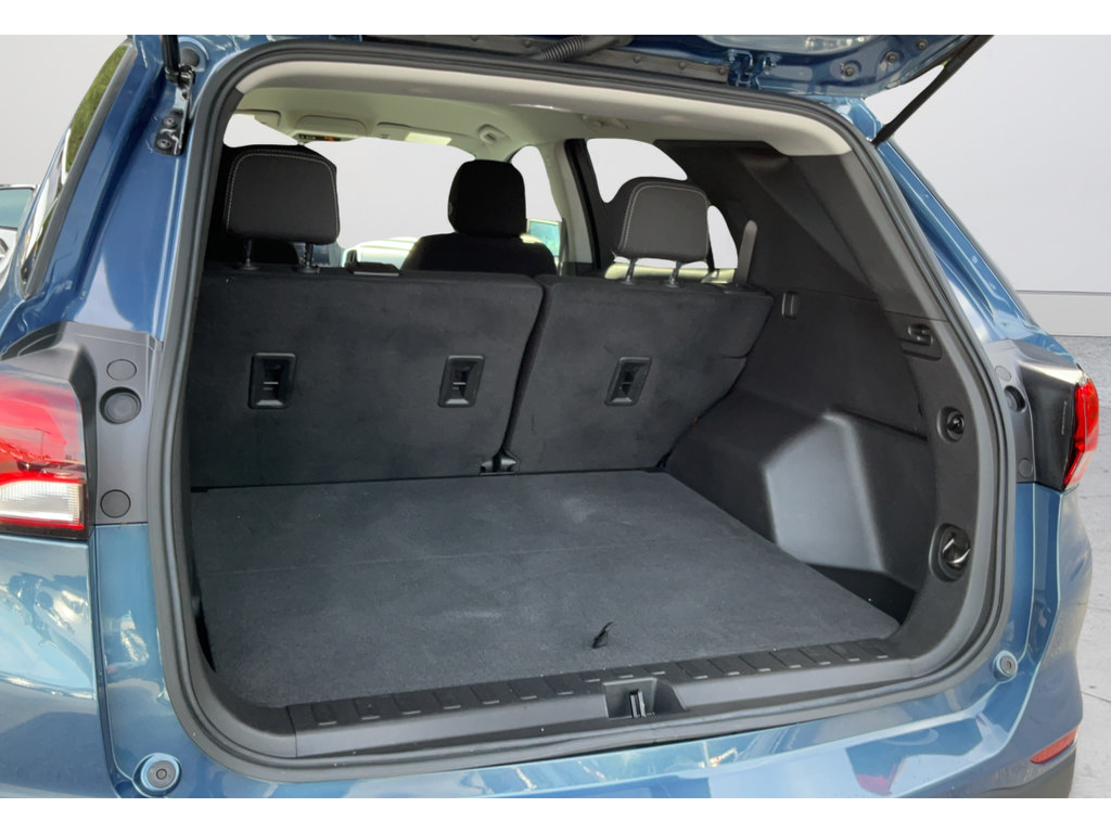 Certified 2024 Chevrolet Equinox LS w/ LS Convenience Package FWD image 19