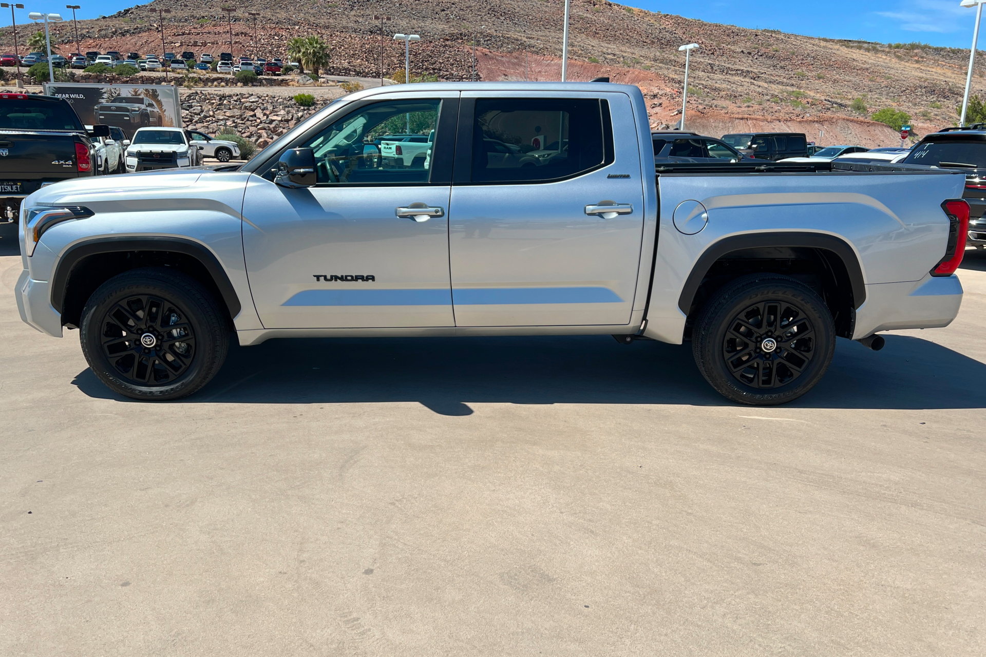 Used 2024 Toyota Tundra Limited AWD/4WD image 2