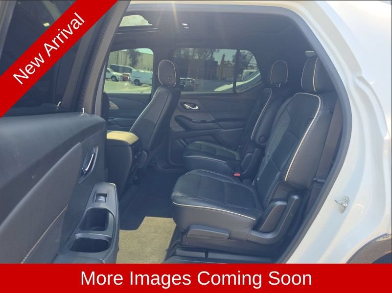 Used 2022 Chevrolet Traverse Premier w/ Redline Edition FWD image 14