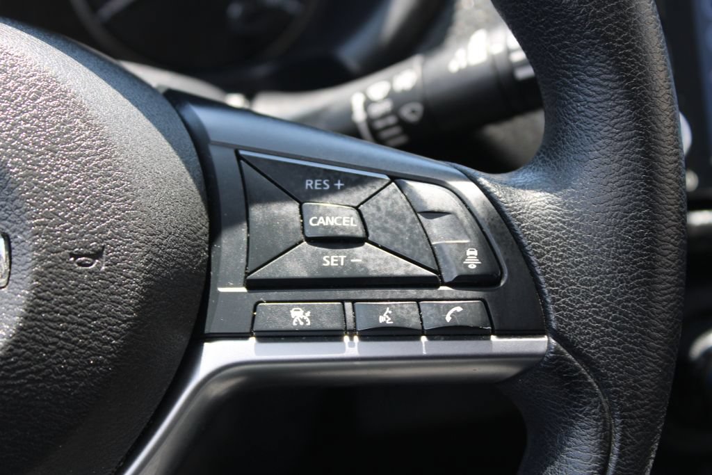 Used 2021 Nissan Kicks SV FWD image 23