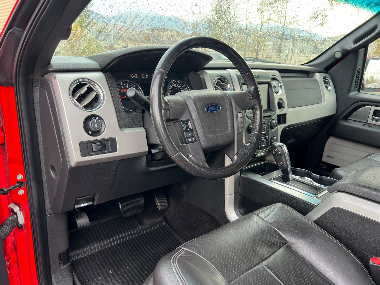Used 2014 Ford F150 FX4 w/ Equipment Group 402A Luxury image 18