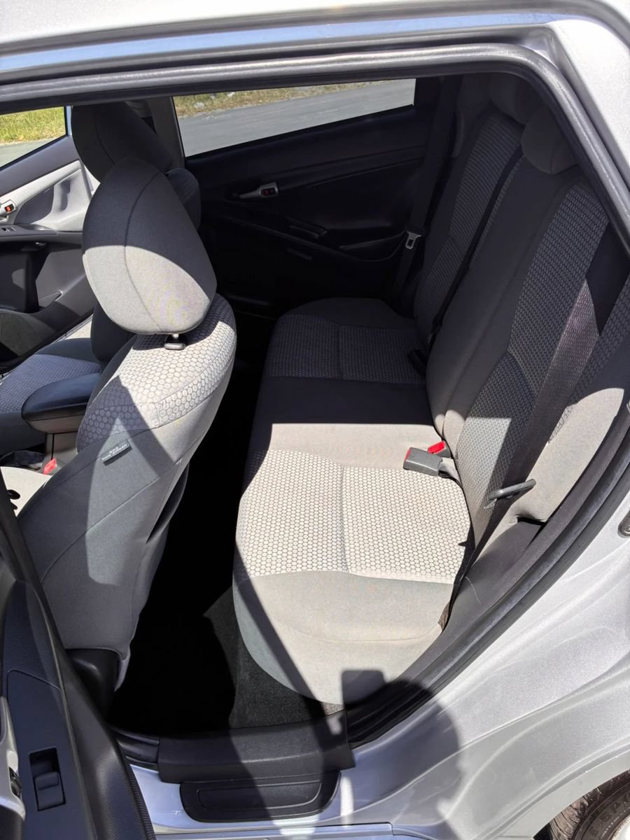 Used 2009 Toyota Matrix XRS w/ All Weather Guard Pkg FWD image 32