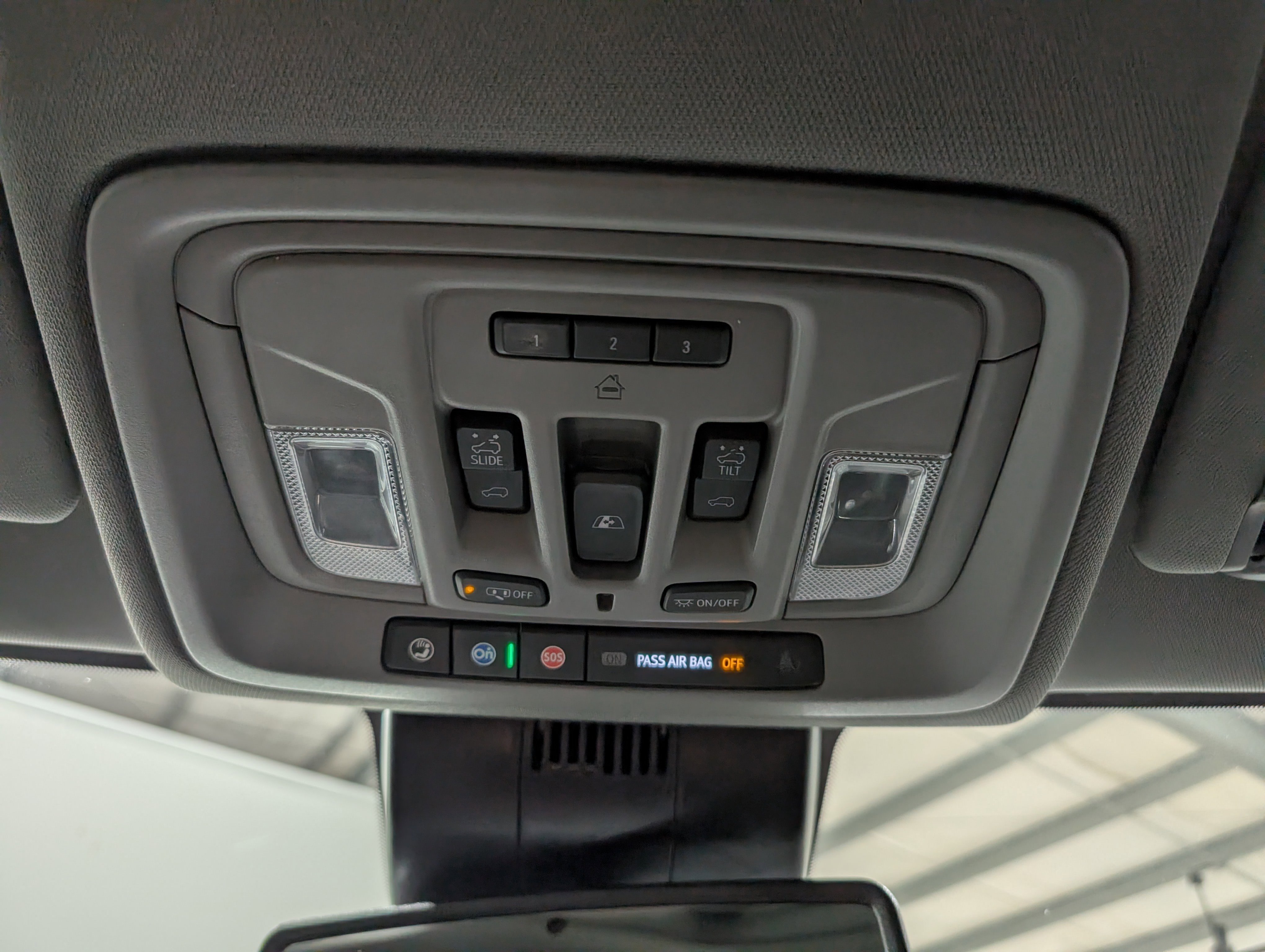 Used 2023 GMC Sierra 1500 SLT w/ SLT Premium Plus Package image 28