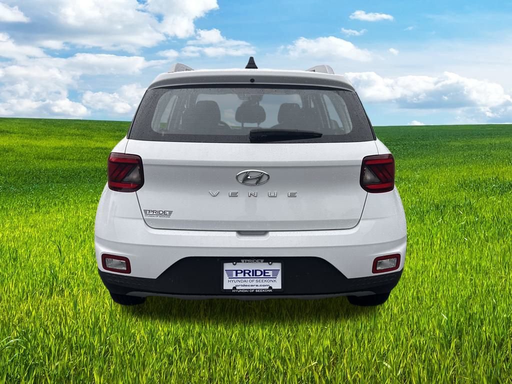 Used 2022 Hyundai Venue SEL image 5