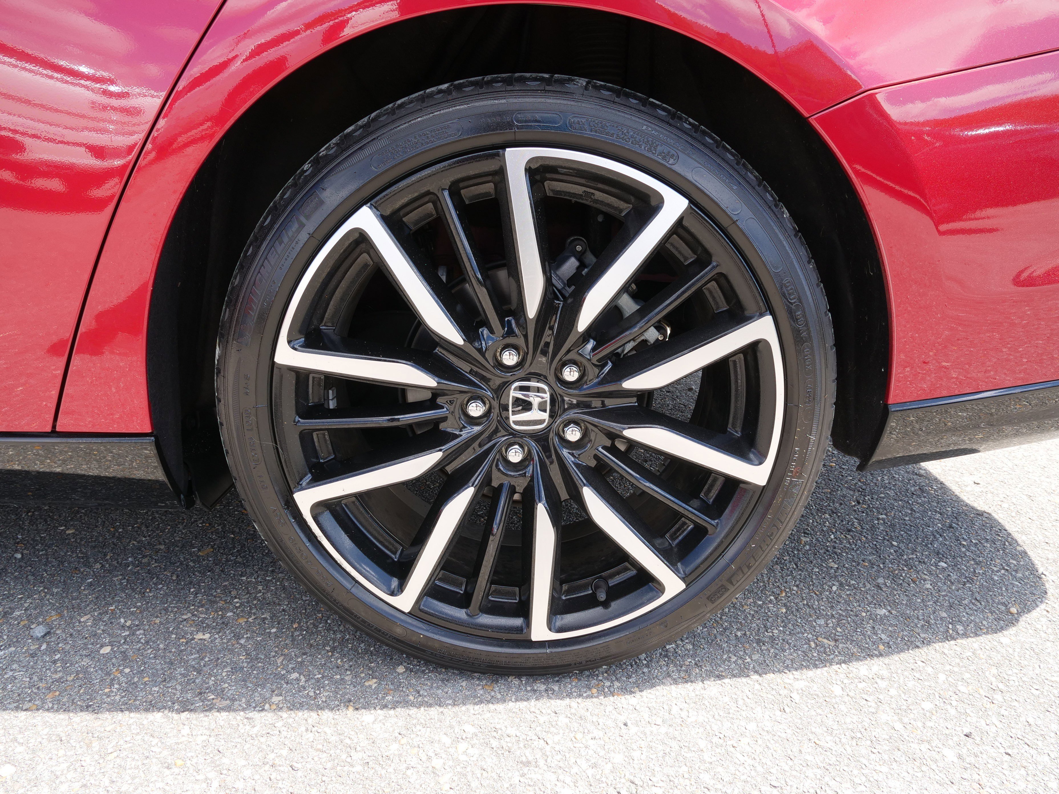 Used 2023 Honda Accord Touring image 12