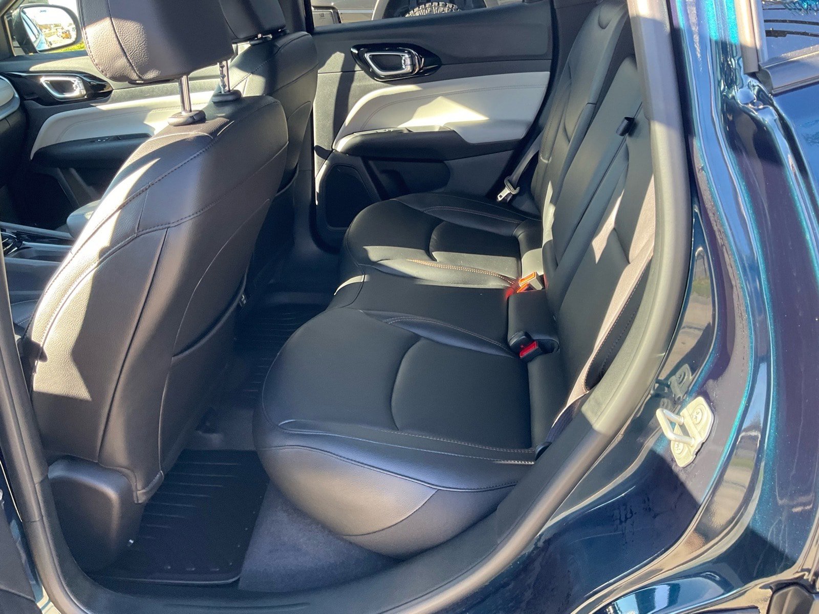 Certified 2024 Jeep Compass Limited image 17