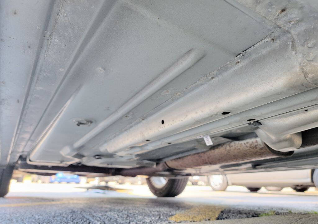 Used 2001 Buick Park Avenue w/ Prestige Pkg FWD image 37