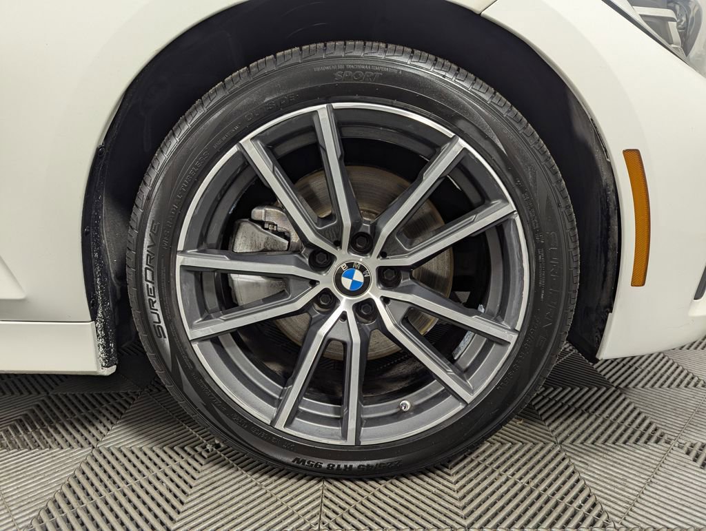 Used 2020 BMW 330i Sedan w/ Convenience Package image 32
