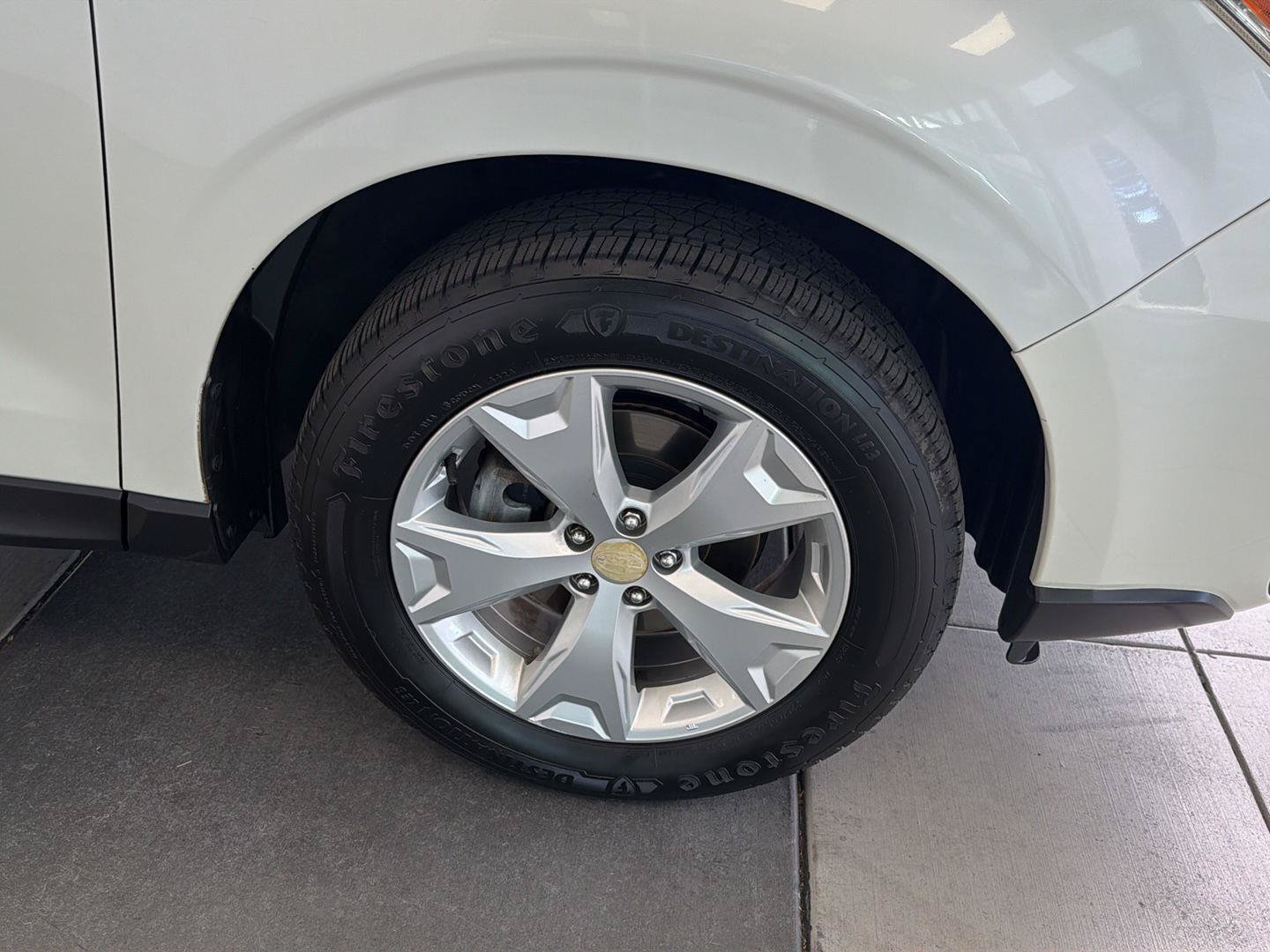 Used 2015 Subaru Forester 2.5i Limited w/ Popular Package #2 AWD/4WD image 10