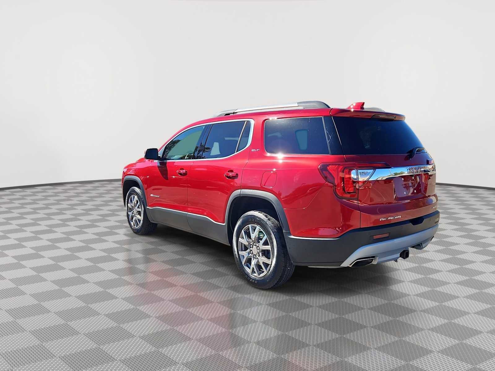Certified 2021 GMC Acadia SLT w/ Preferred Package image 6