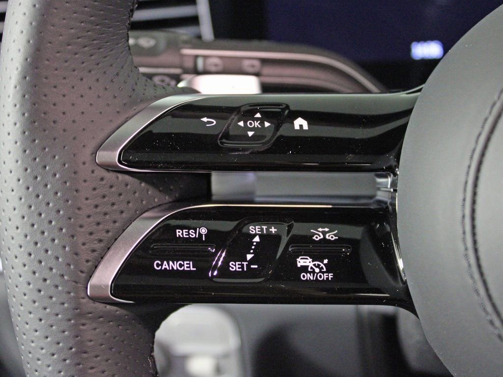 Certified 2026 Mercedes-Benz GLS 450 4MATIC image 19