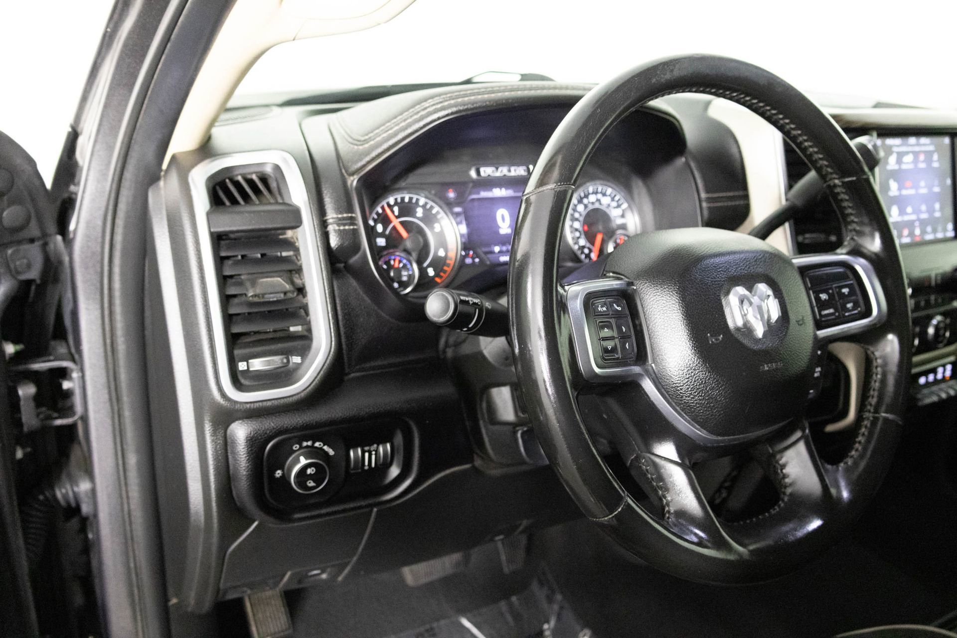 Used 2021 RAM 2500 Laramie image 35