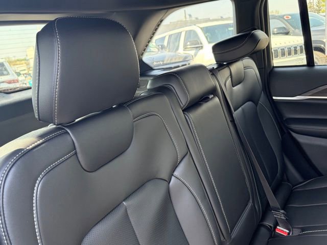 New 2026 Jeep Grand Cherokee Limited AWD/4WD image 34