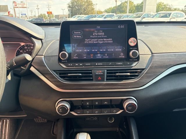 Used 2024 Nissan Altima 2.5 SV image 24