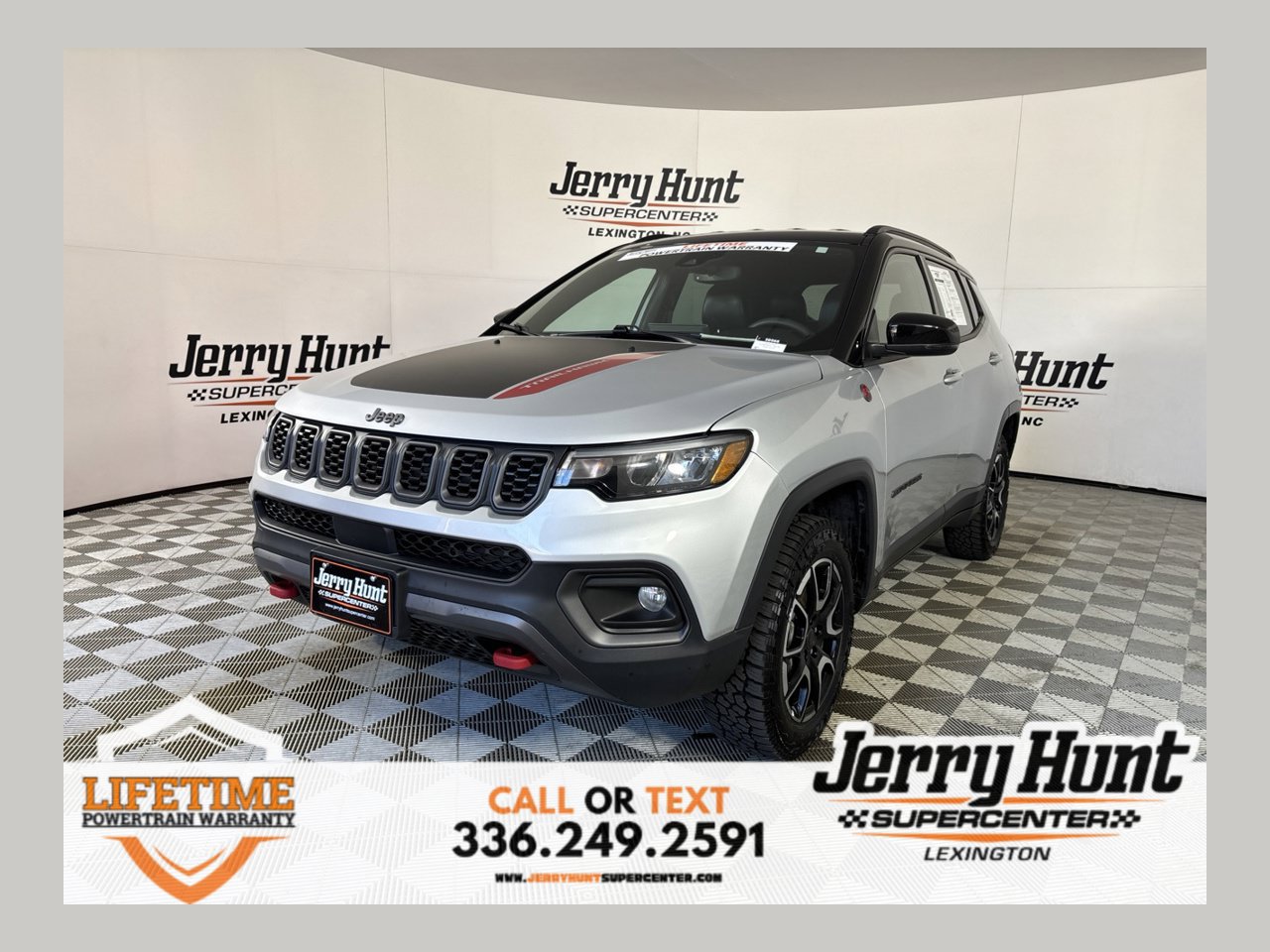 Used 2025 Jeep Compass Trailhawk
