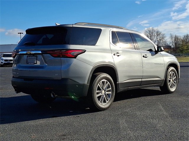 Used 2023 Chevrolet Traverse LT image 9