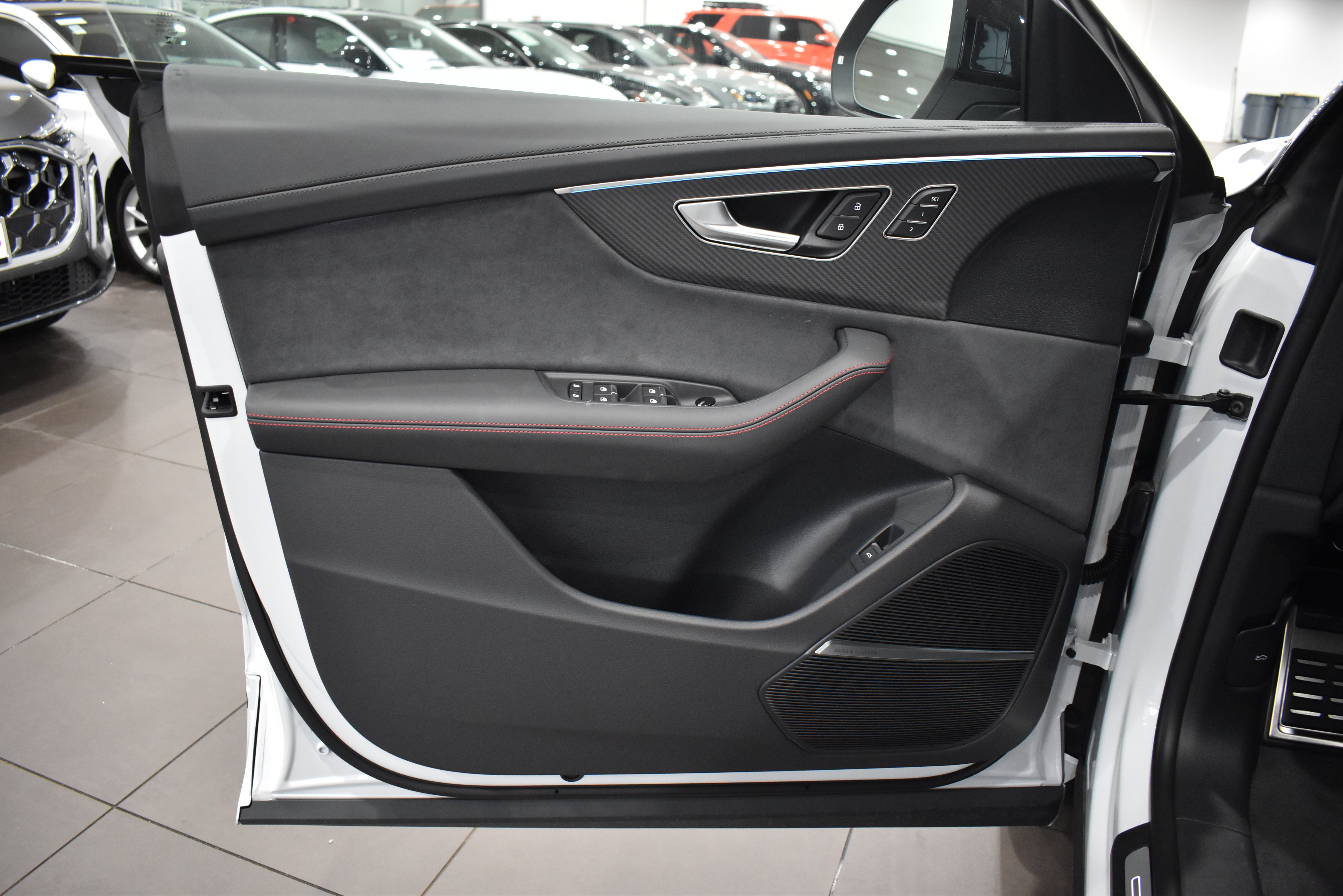 New 2026 Audi SQ8 Prestige AWD/4WD image 38