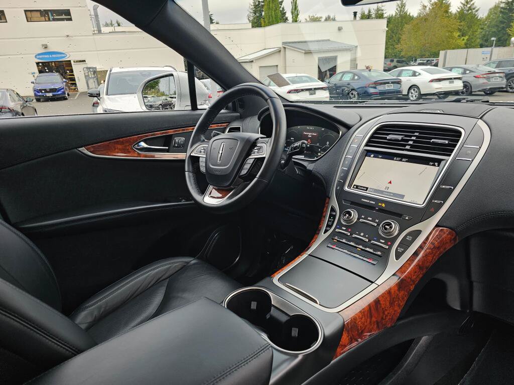 Used 2019 Lincoln Nautilus Select AWD/4WD image 10
