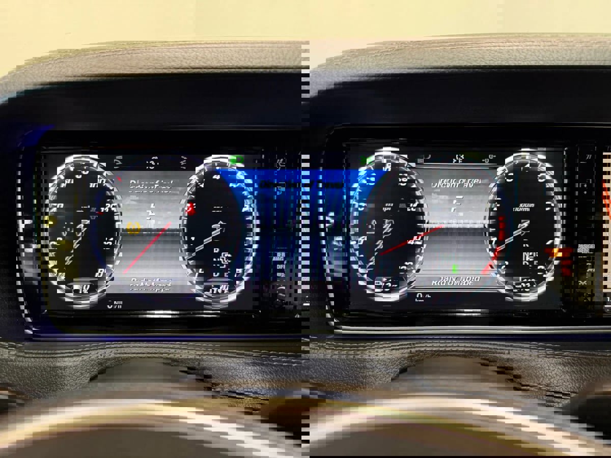 Used 2015 Mercedes-Benz S 550 4MATIC Sedan image 18