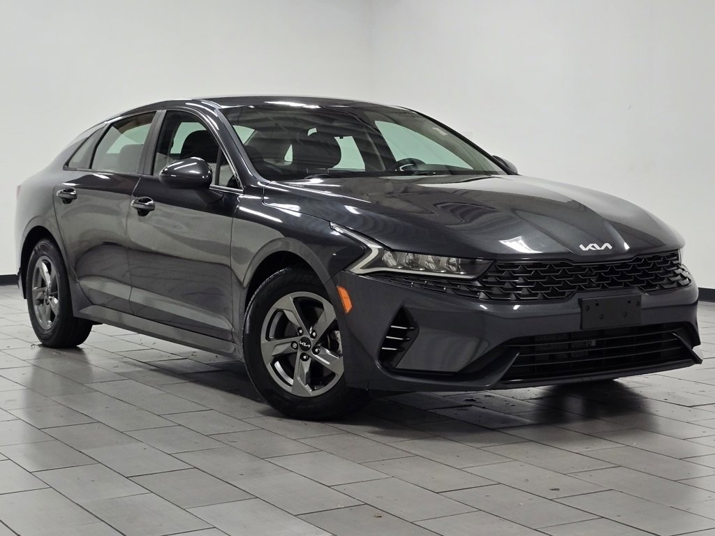 Used 2022 Kia K5 LXS image 2