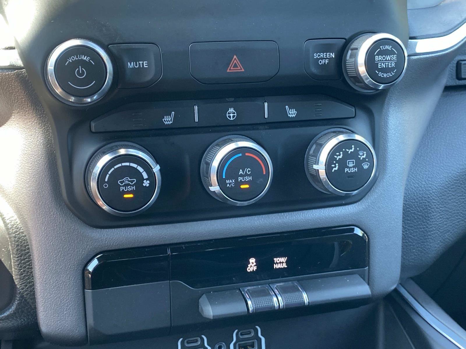 Used 2023 RAM 1500 Big Horn AWD/4WD image 31