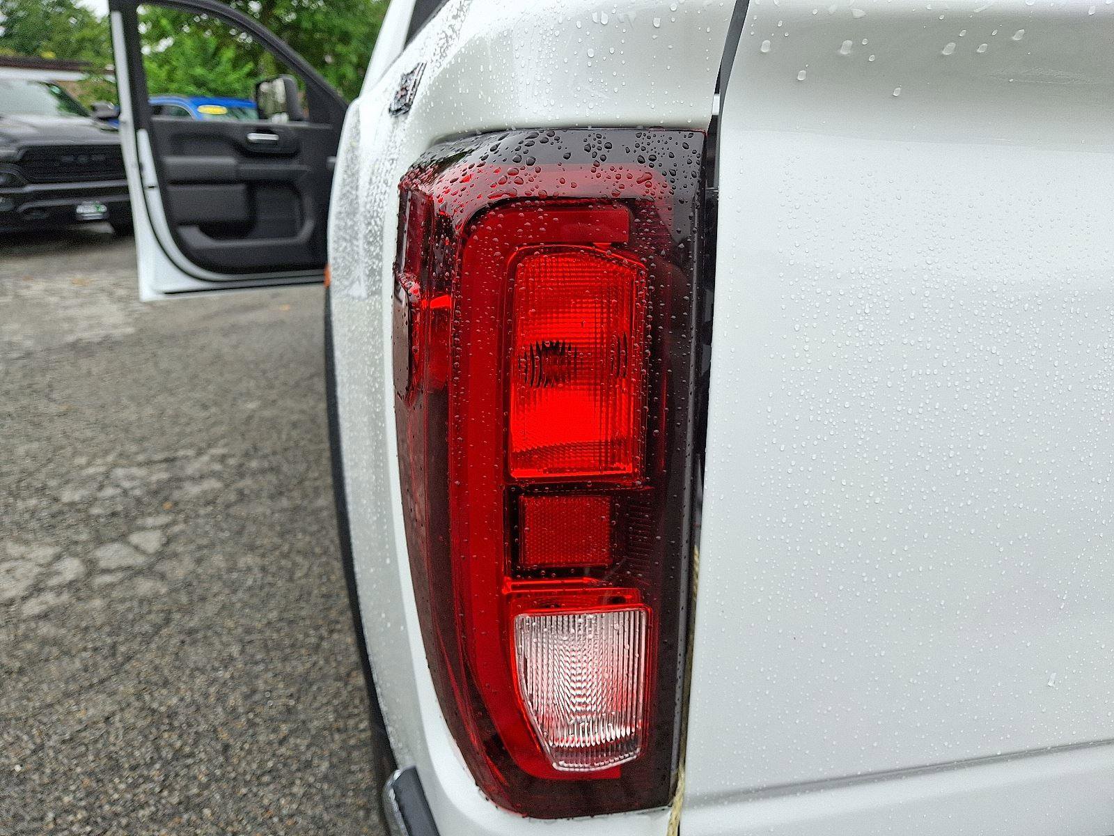 Used 2023 GMC Sierra 2500 Pro w/ Convenience Package image 26