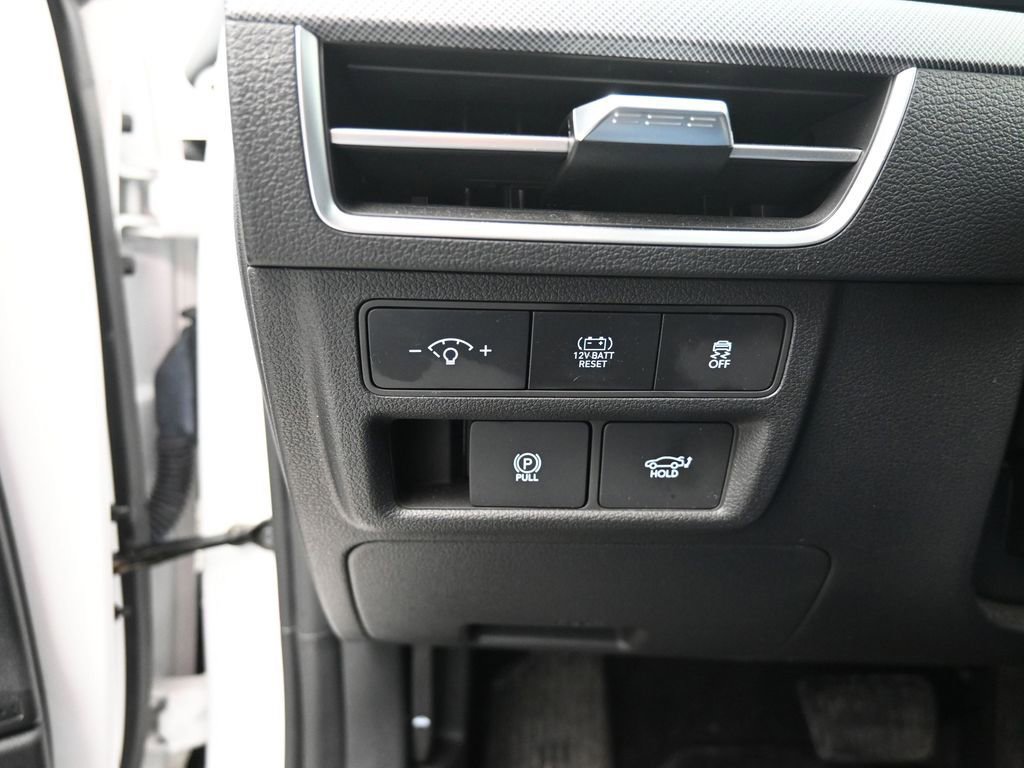 Used 2024 Hyundai Sonata Limited image 18