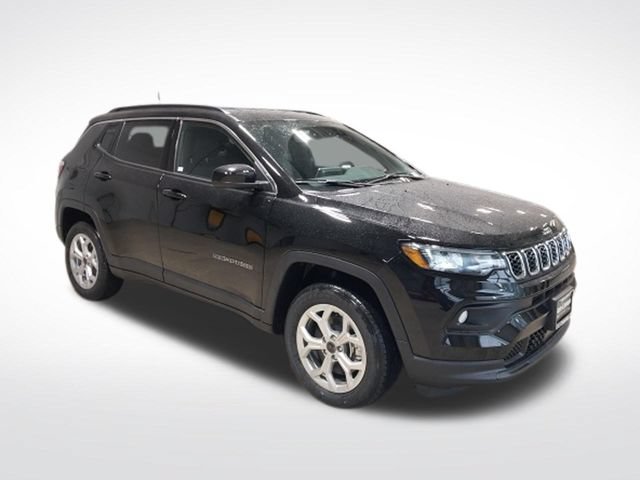 New 2026 Jeep Compass Latitude
