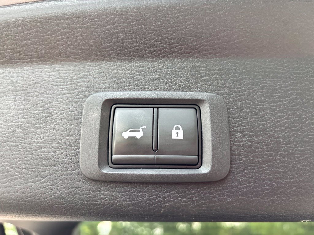 Used 2024 Mitsubishi Outlander SEL AWD/4WD image 14