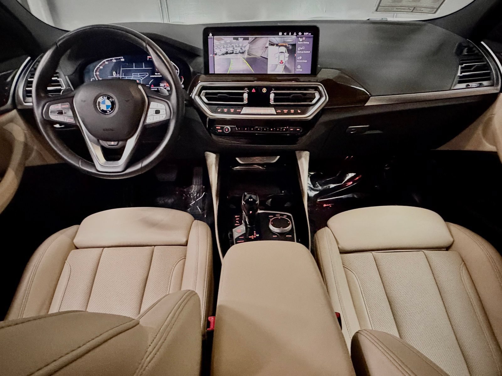 Used 2023 BMW X4 xDrive30i w/ Parking Assistance Package AWD/4WD image 35