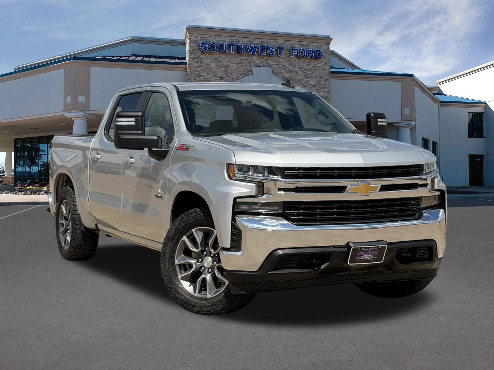 Used 2021 Chevrolet Silverado 1500 LT w/ Z71 Off-Road Package