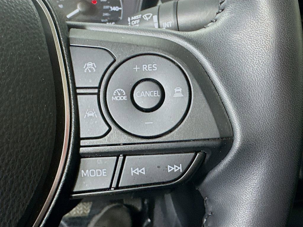 Used 2023 Toyota Corolla SE FWD image 23