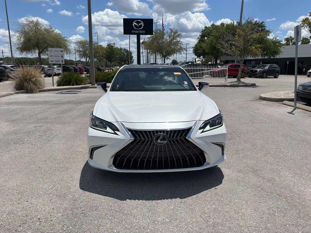 Used 2024 Lexus ES 350 w/ Premium Package FWD image 2