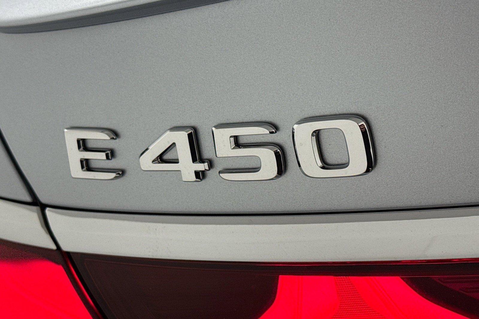 New 2026 Mercedes-Benz E 450 4MATIC Sedan image 8