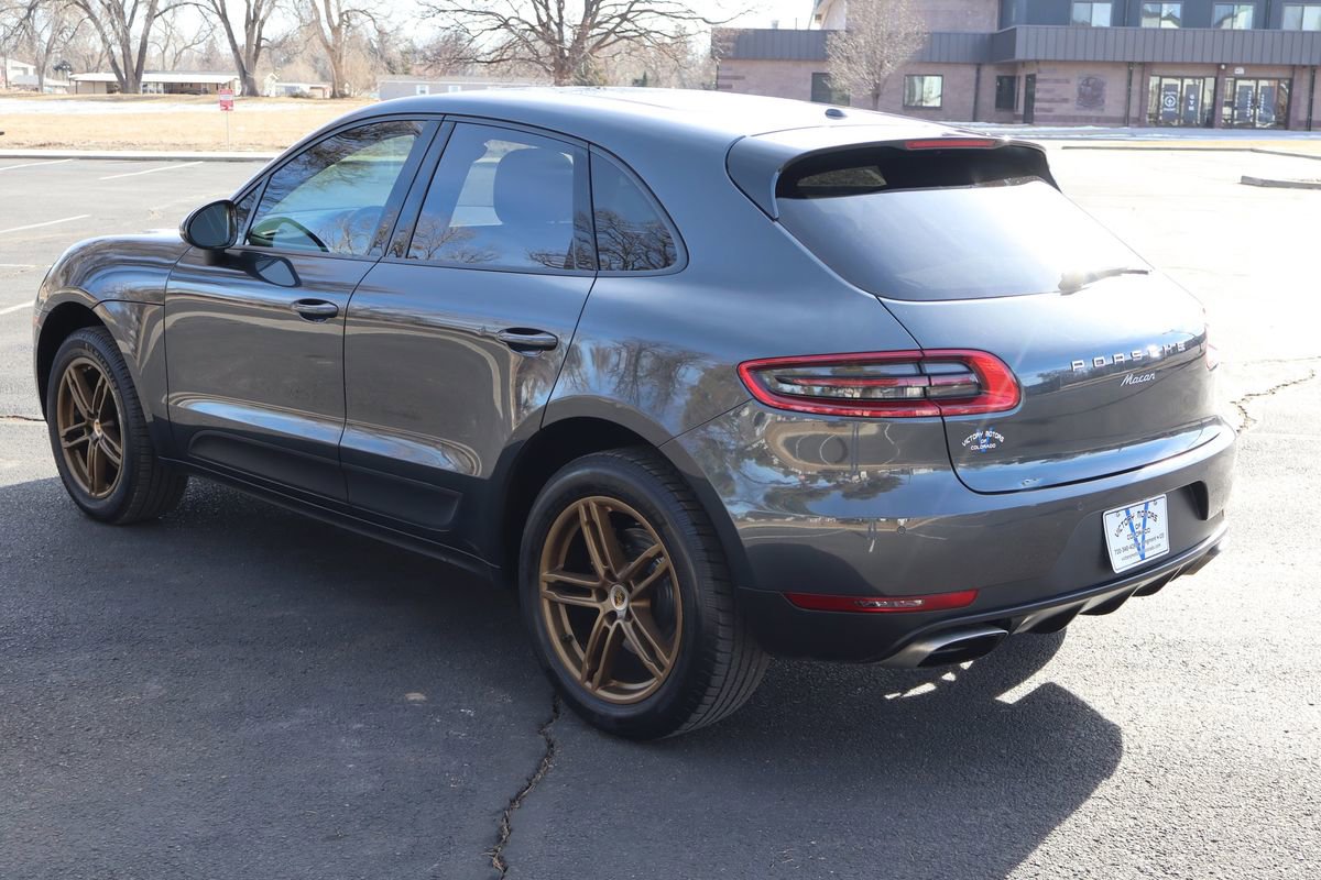 Used 2017 Porsche Macan image 8