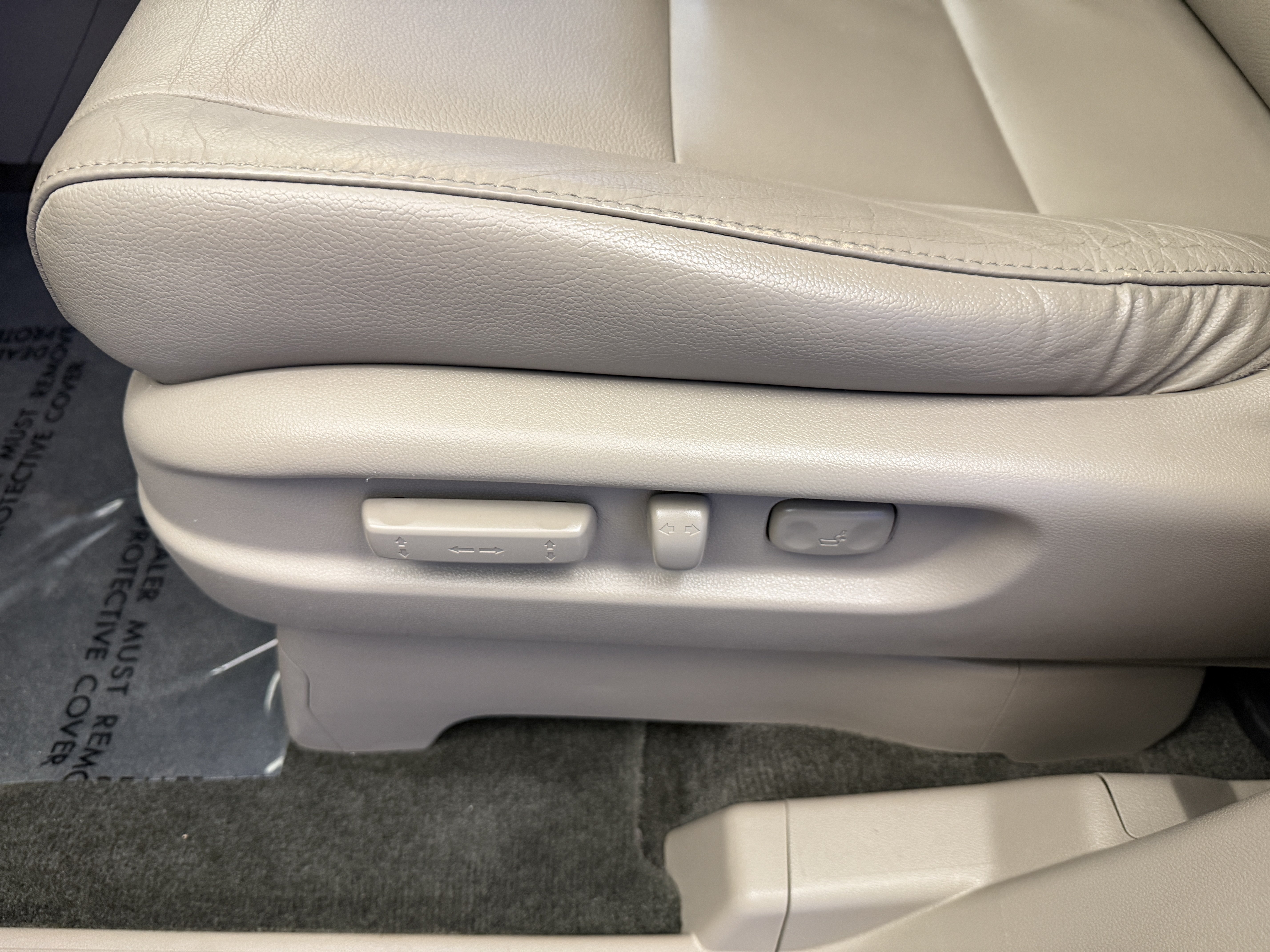 Used 2014 Honda Odyssey EX-L image 14