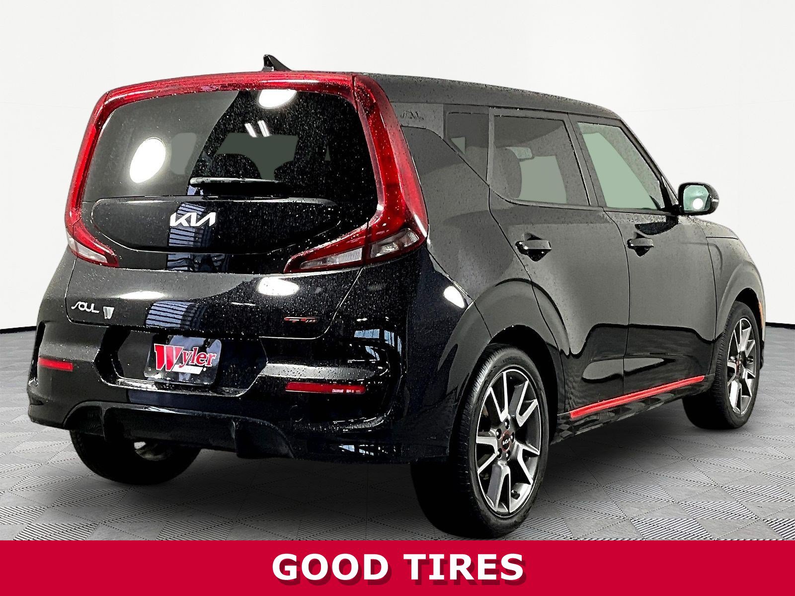Certified 2022 Kia Soul GT-Line FWD image 6
