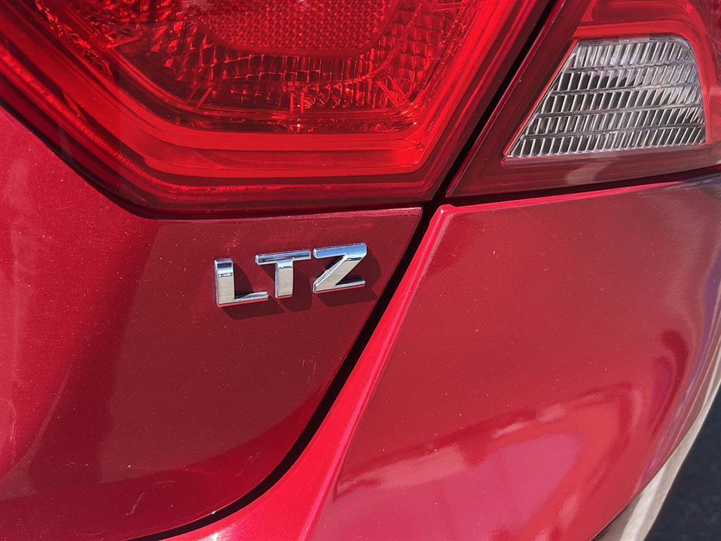 Used 2015 Chevrolet Impala LTZ FWD image 3