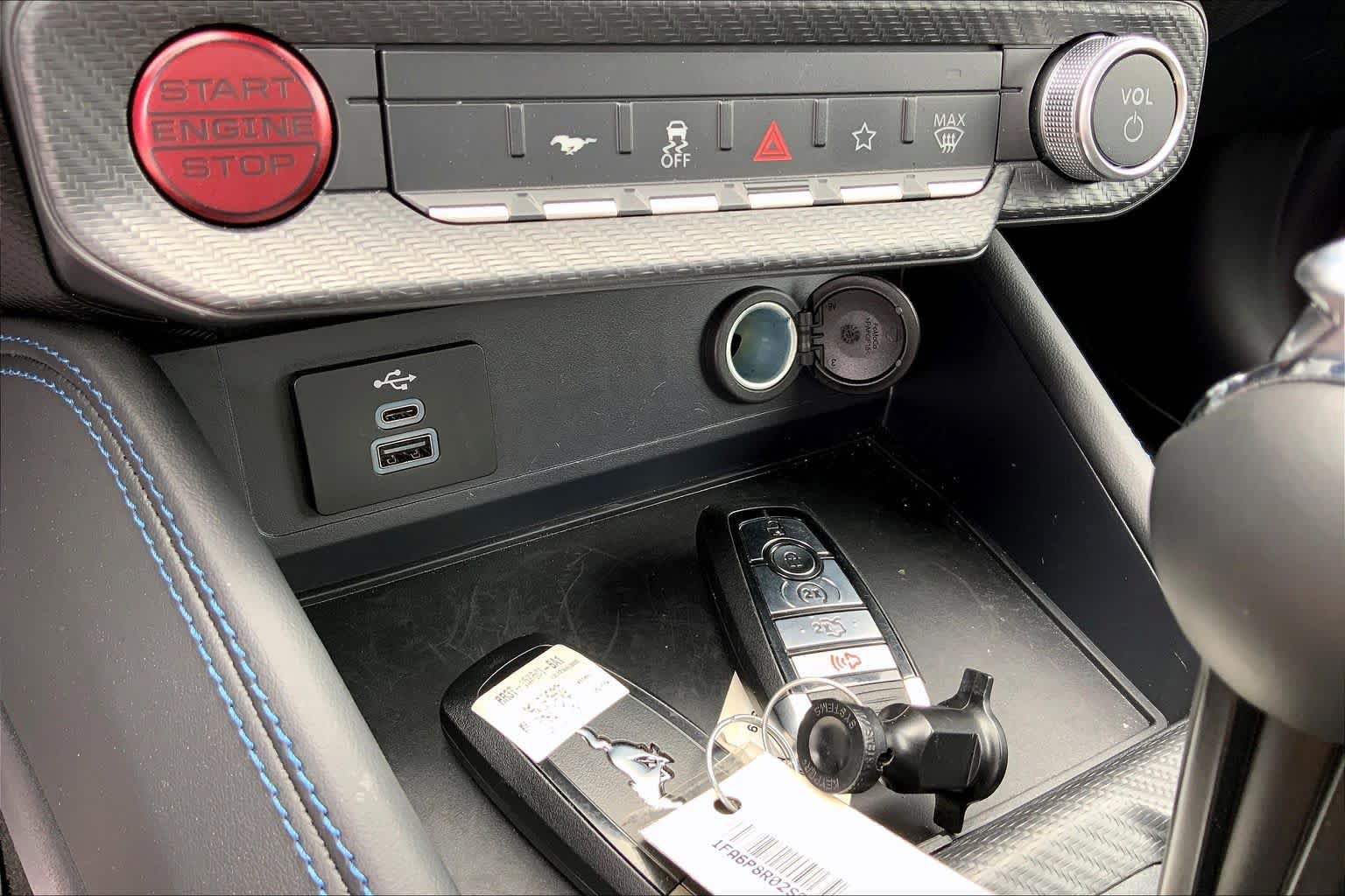 Certified 2025 Ford Mustang Dark Horse RWD image 29