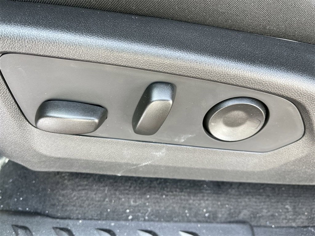 New 2026 Chevrolet Colorado W/T w/ WT Custom Package image 12