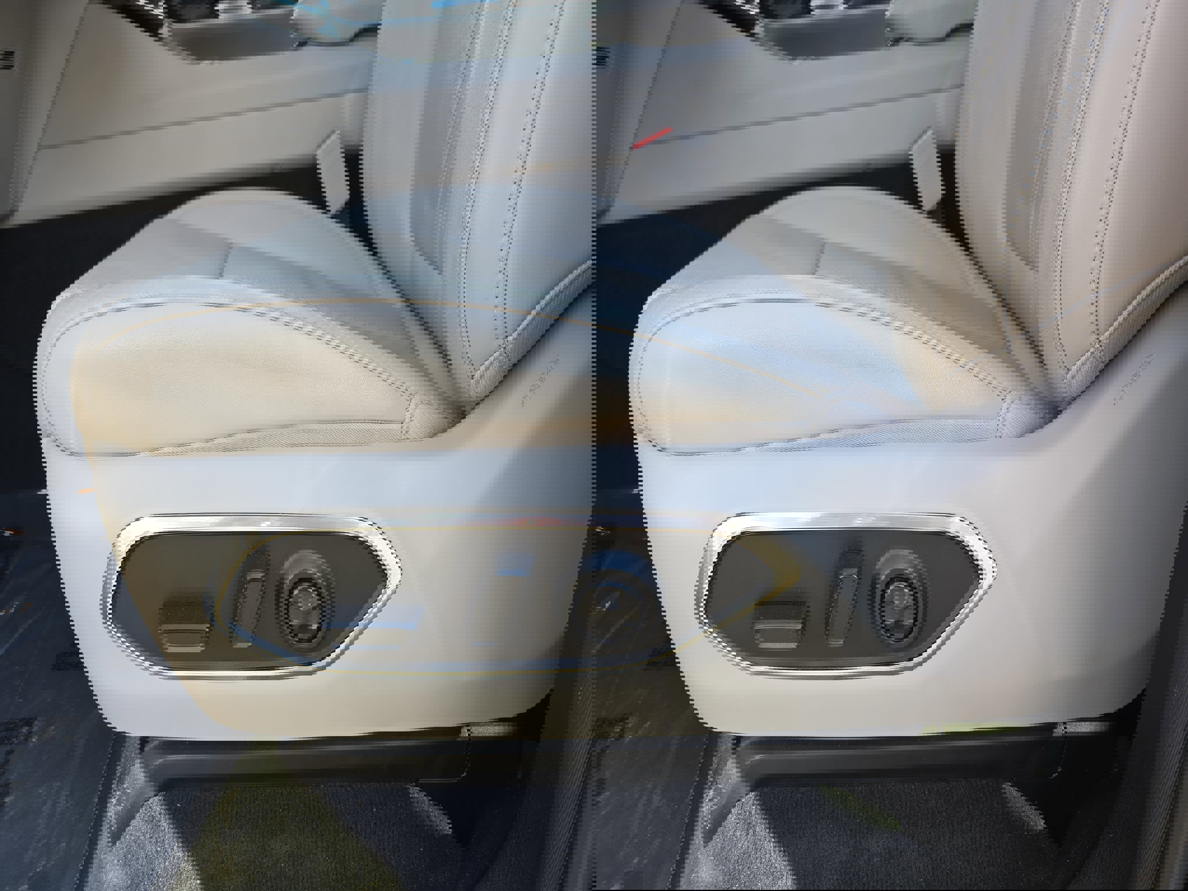 Used 2022 Jeep Wagoneer Series II image 29