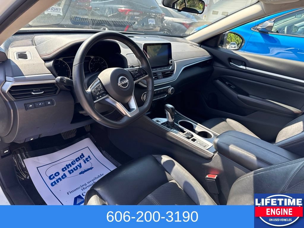 Used 2024 Nissan Altima 2.5 SR AWD/4WD image 19