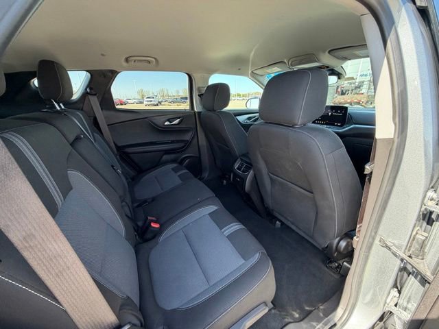 Used 2023 Chevrolet Blazer LT FWD image 24