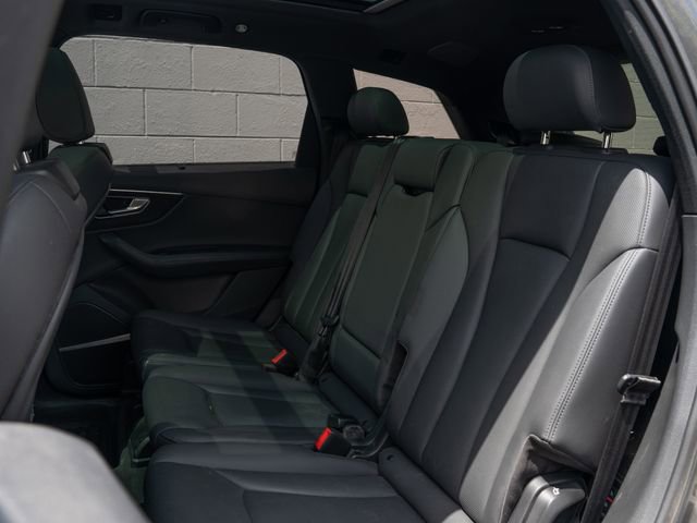 Used 2021 Audi Q7 3.0T Prestige w/ Prestige Package AWD/4WD image 18