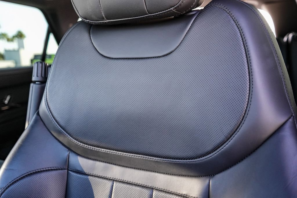 Used 2024 Land Rover Range Rover Sport Dynamic SE image 25