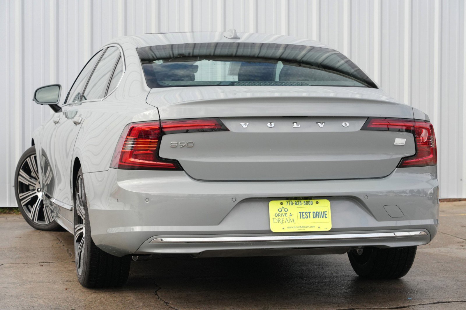 Used 2024 Volvo S90 T8 Ultimate image 6