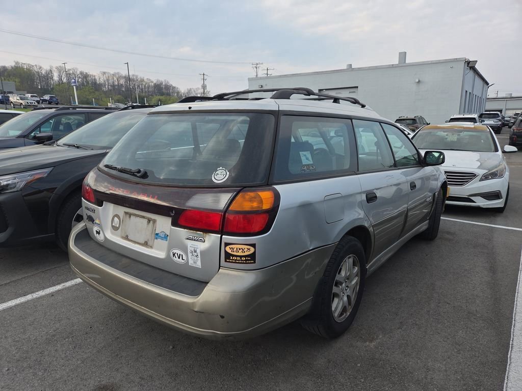 Used 2004 Subaru Outback Wagon image 5